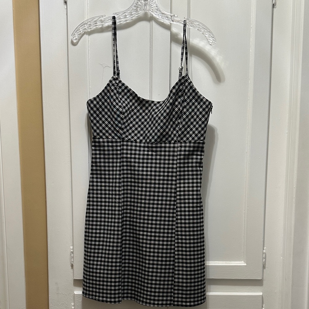 Forever 21 black and White plaid Dress size M